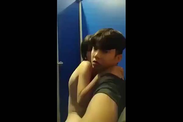 Phim sex doggy cô gái già Châu Âu có cái âm đạo đẹp